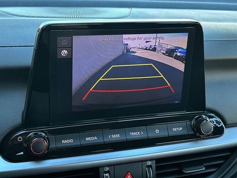 Used 2024 Kia Forte LXS w/ LXS Technology Package image 3