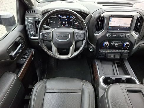 Used 2022 GMC Sierra 3500 Denali image 11