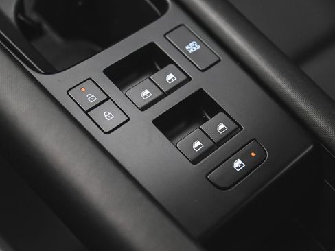 Used 2024 Hyundai Ioniq 6 SEL image 25