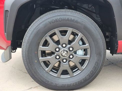 New 2026 Toyota 4Runner SR5 image 9