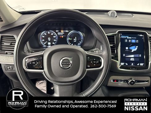 Used 2022 Volvo XC90 T8 Inscription w/ Advanced Package AWD/4WD image 11