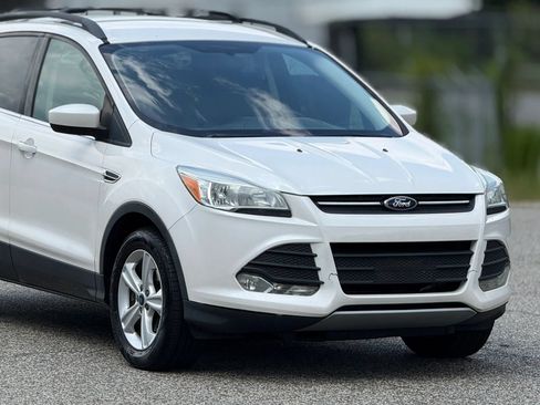 Used 2013 Ford Escape SE FWD image 15
