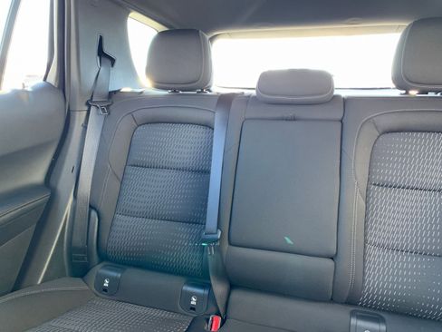 Used 2025 Chevrolet Equinox LT image 38