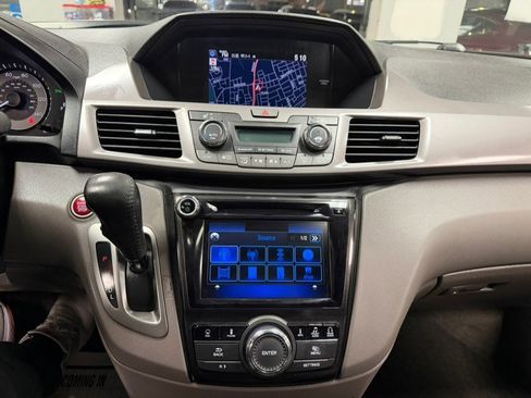 Used 2016 Honda Odyssey Touring Elite image 72