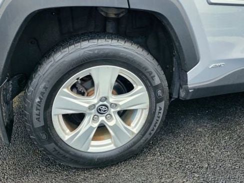 Used 2019 Toyota RAV4 XLE w/ Convenience Package image 49