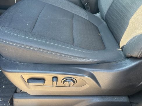 Used 2022 Chevrolet Silverado 1500 LT Trail Boss w/ Safety Package image 11