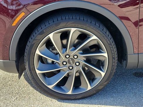 Certified 2019 Lincoln Nautilus Reserve w/ Drivers Assistance Package AWD/4WD image 8