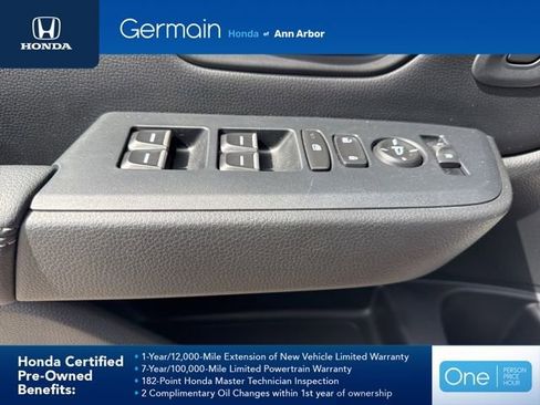 Certified 2025 Honda Pilot Touring image 20