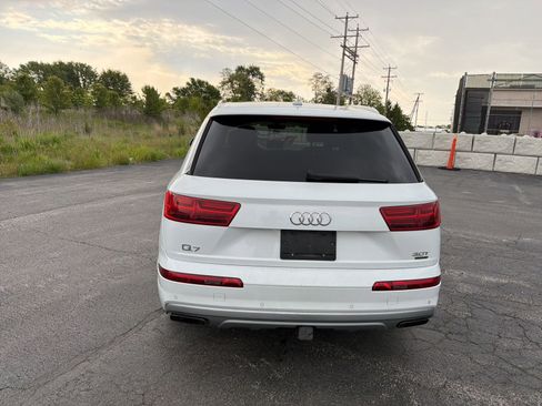 Used 2018 Audi Q7 3.0T Premium Plus w/ Premium Plus Package AWD/4WD image 9