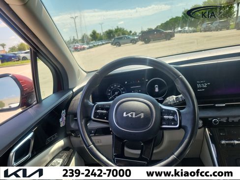 Certified 2023 Kia Carnival SX FWD image 33