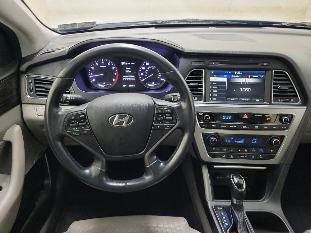 Used 2015 Hyundai Sonata Limited w/ Option Group 06 FWD image 22
