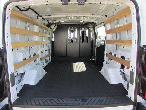 Used 2025 Ford Transit 250 Low Roof w/ Exterior Upgrade Package RWD image 22