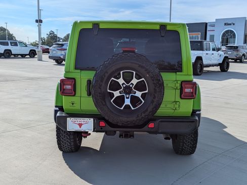 Used 2021 Jeep Wrangler Unlimited Rubicon AWD/4WD image 4