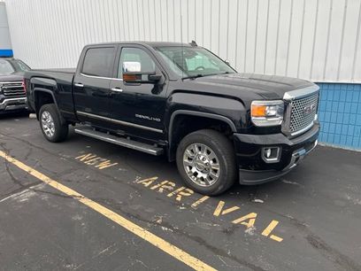 Used 2015 GMC Sierra 2500 Denali w/ Duramax Plus Package