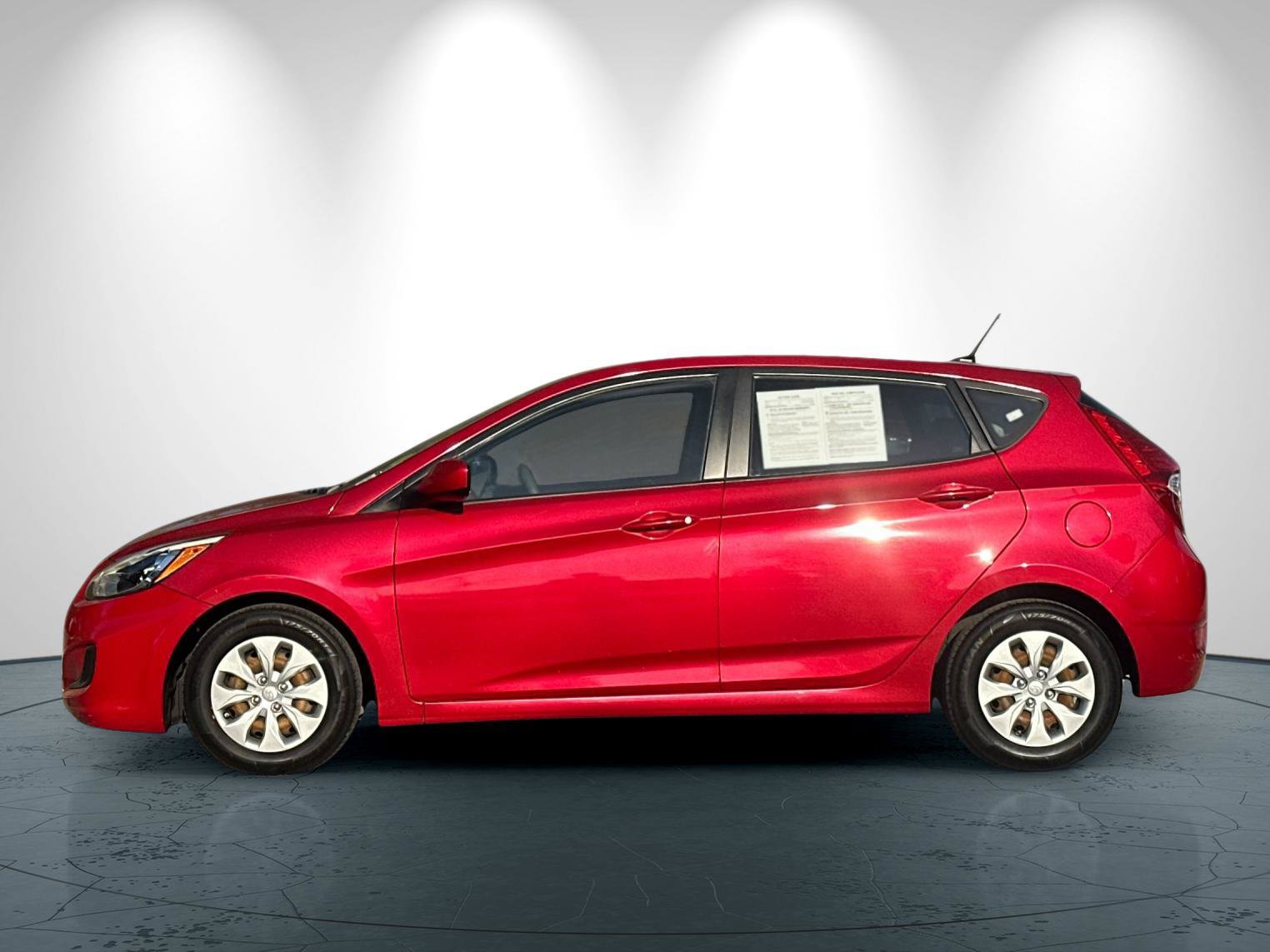 Used 2016 Hyundai Accent SE FWD image 7