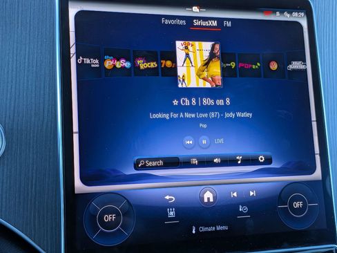 Used 2024 Mercedes-Benz EQE 350+ SUV w/ AMG Line Exterior Package image 22