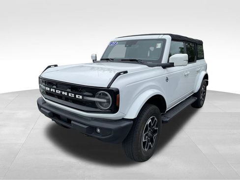 Used 2023 Ford Bronco Outer Banks AWD/4WD image 4
