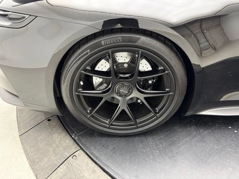Certified 2025 Porsche 911 GT3 RWD image 16
