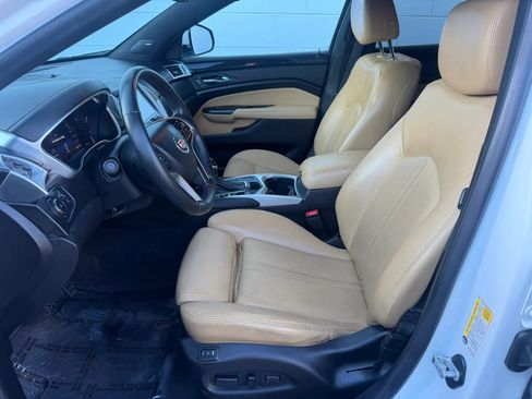 Used 2016 Cadillac SRX Performance w/ Trailering Package AWD/4WD image 9
