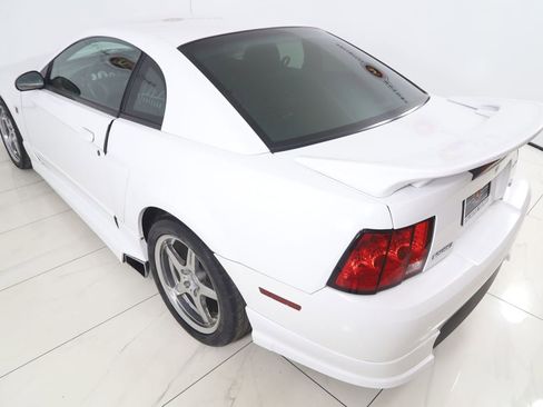 Used 2002 Ford Mustang GT RWD image 25