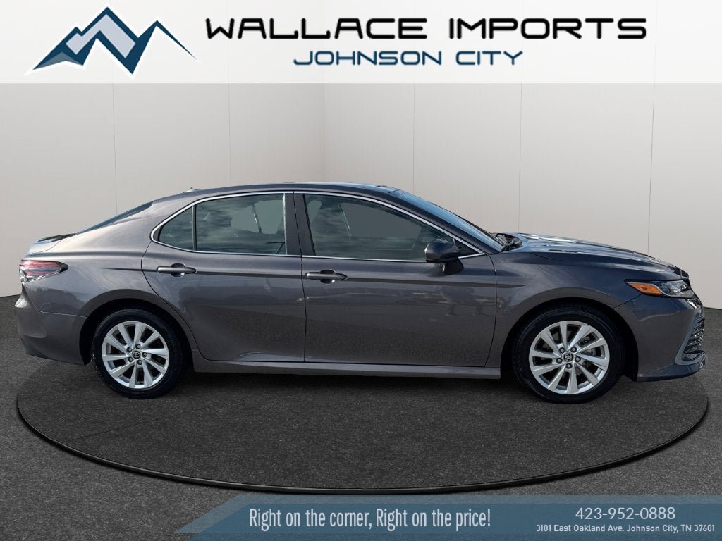 Used 2023 Toyota Camry LE FWD image 6