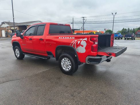 Used 2020 Chevrolet Silverado 2500 W/T AWD/4WD image 11