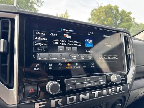 New 2026 Nissan Frontier SV w/ SV Convenience Package image 18