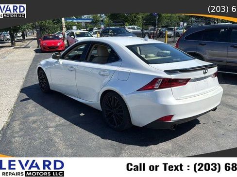 Used 2016 Lexus IS 300 AWD w/ Navigation System Package image 5