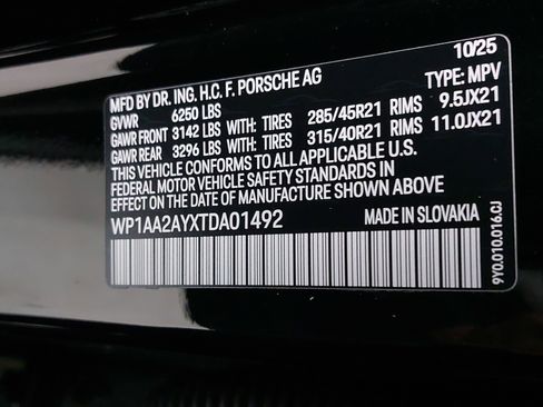 New 2026 Porsche Cayenne image 38