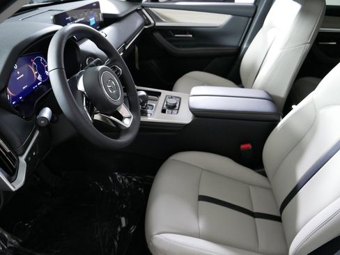 New 2026 MAZDA CX-90 Plug-In Hybrid w/Premium Sport AWD/4WD image 4