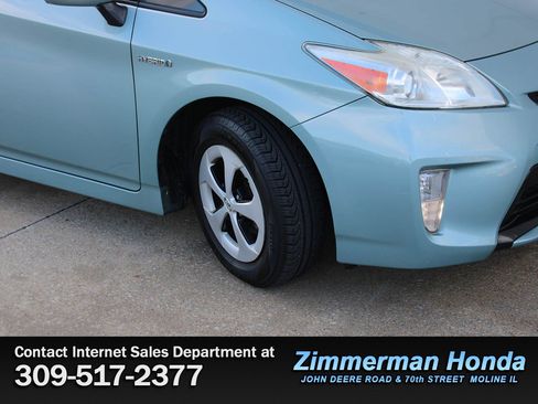 Used 2013 Toyota Prius image 19
