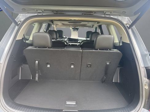 Used 2025 Kia Telluride S AWD/4WD image 16