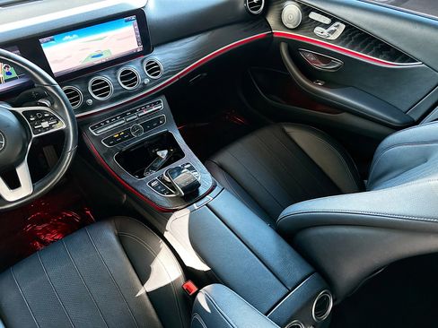 Used 2020 Mercedes-Benz E 450 4MATIC Sedan image 25