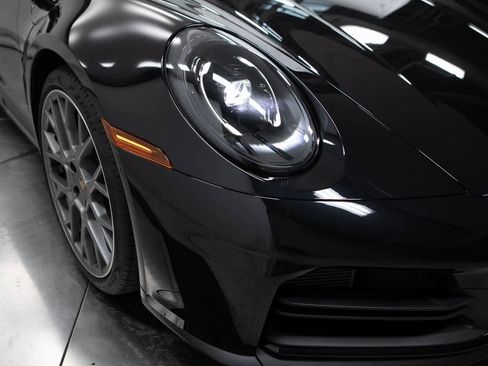 Certified 2025 Porsche 911 Carrera image 12