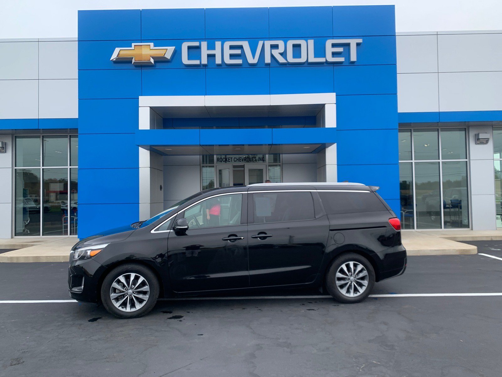 Used 2016 Kia Sedona SX FWD image 1