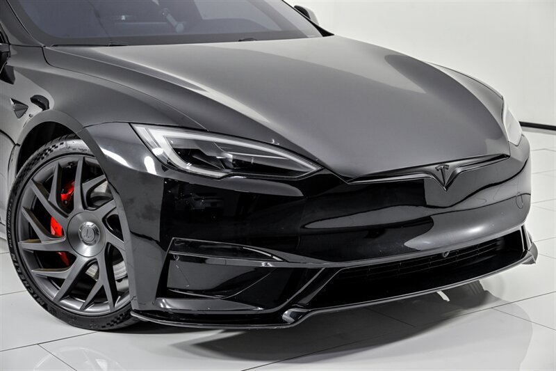 Used 2026 Tesla Model S Plaid AWD/4WD image 2