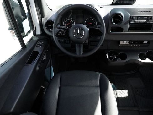 New 2025 Mercedes-Benz Sprinter 3500 image 21