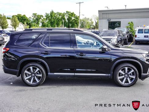 Used 2024 Honda Pilot Touring image 24