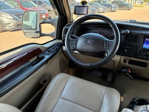 Used 2005 Ford Excursion Limited AWD/4WD image 24