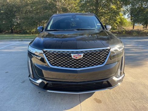 New 2025 Cadillac XT6 Premium Luxury image 12