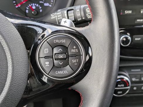 Used 2022 Kia Soul Turbo FWD image 25