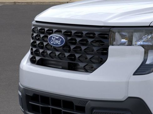 New 2025 Ford Maverick XL image 40