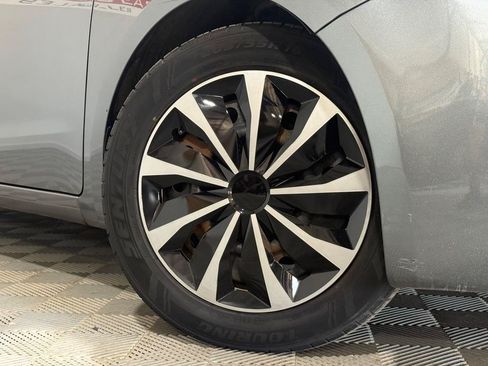 Used 2016 Kia Forte LX FWD image 32