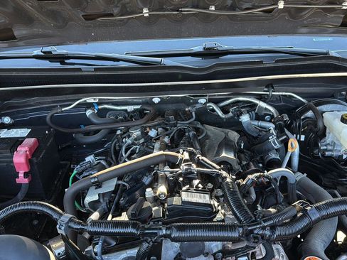 Used 2024 Toyota Tacoma TRD Off-Road image 22