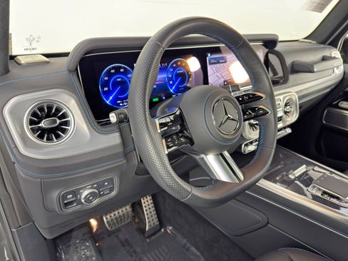 Used 2025 Mercedes-Benz G 580 w/ EQ Technology image 14