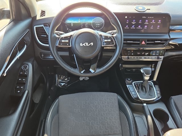 Used 2024 Kia Seltos S FWD image 14