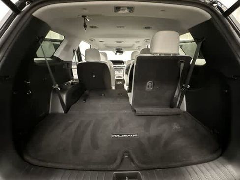 Used 2023 Hyundai Palisade SEL w/ Premium Package AWD/4WD image 29