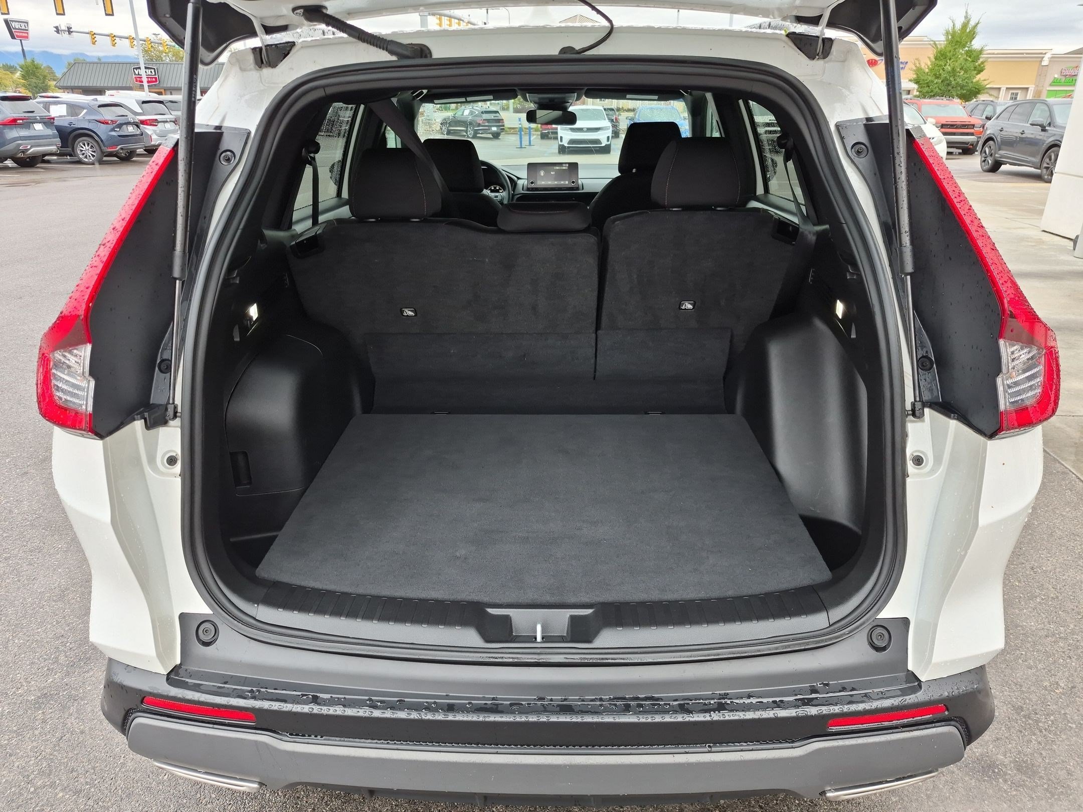 Used 2025 Honda CR-V Sport image 32