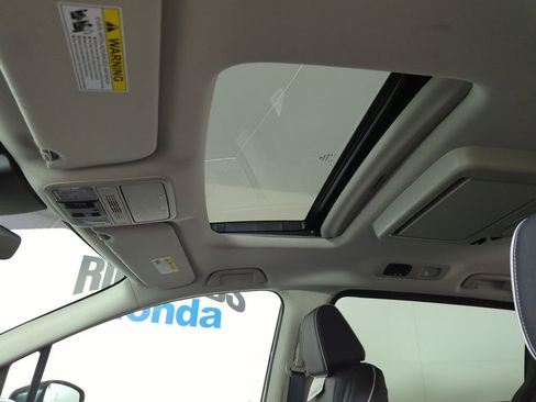 New 2026 Honda Odyssey Touring image 18