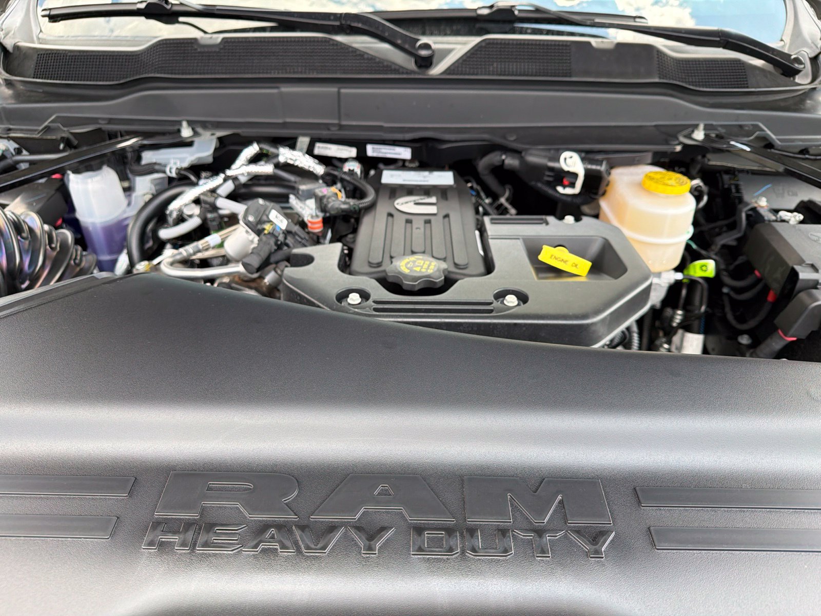 New 2027 RAM 3500 Tradesman AWD/4WD image 11